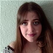 Graduada en bellas artes con mención en fotografía y videoarte. Con fotografía publicadas en libros y portadas